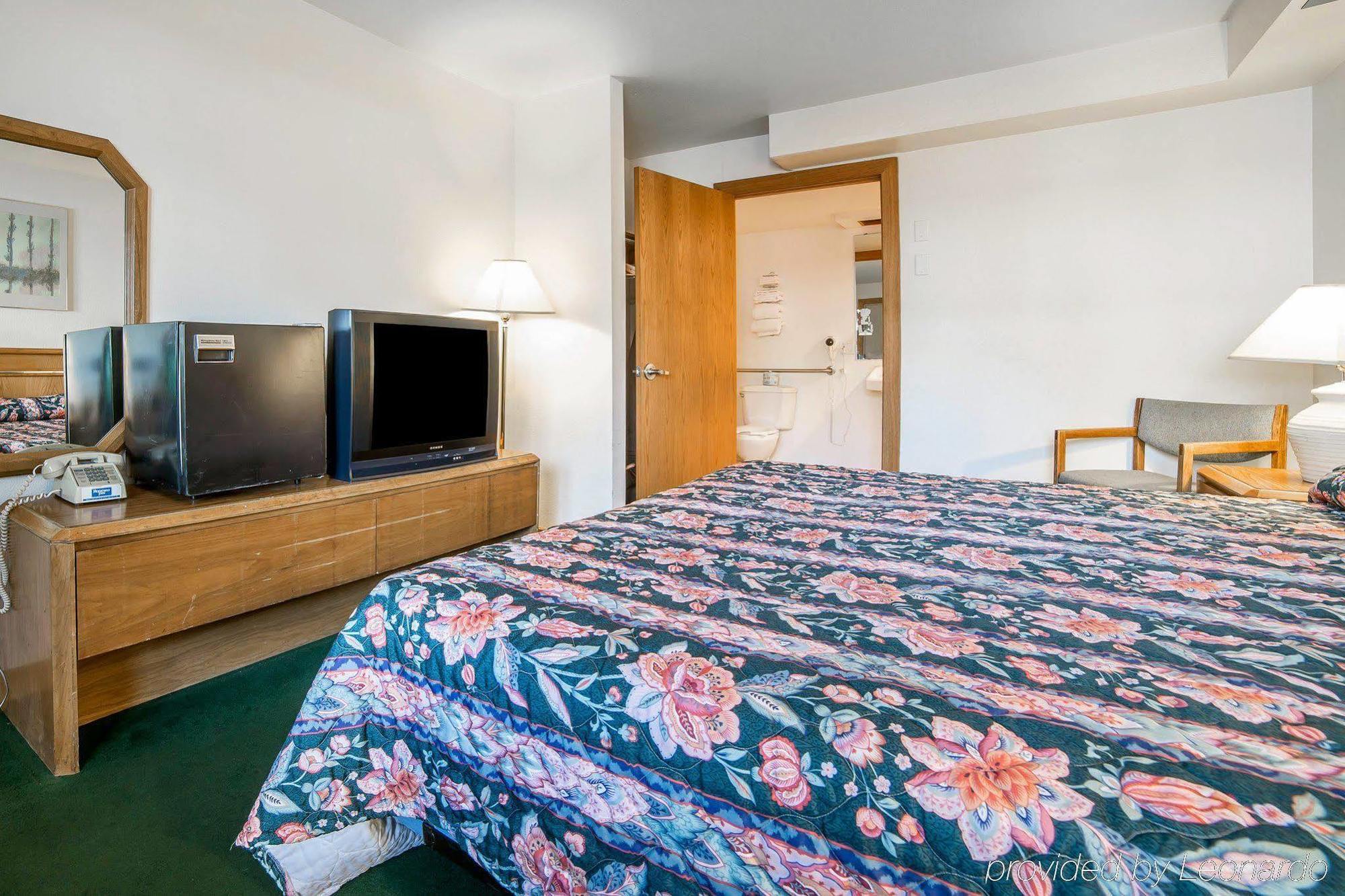 Rodeway Inn Billings Logan Intl Airport Near St Vincent Hospital Exteriör bild